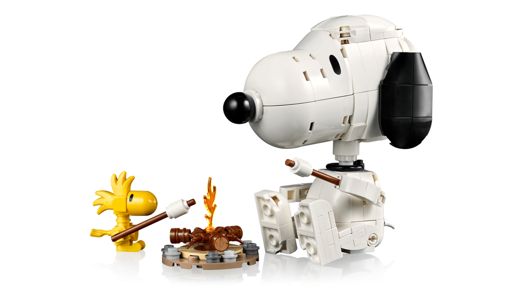 LEGO Ideas 21368 Peanuts: Snoopy's Doghouse