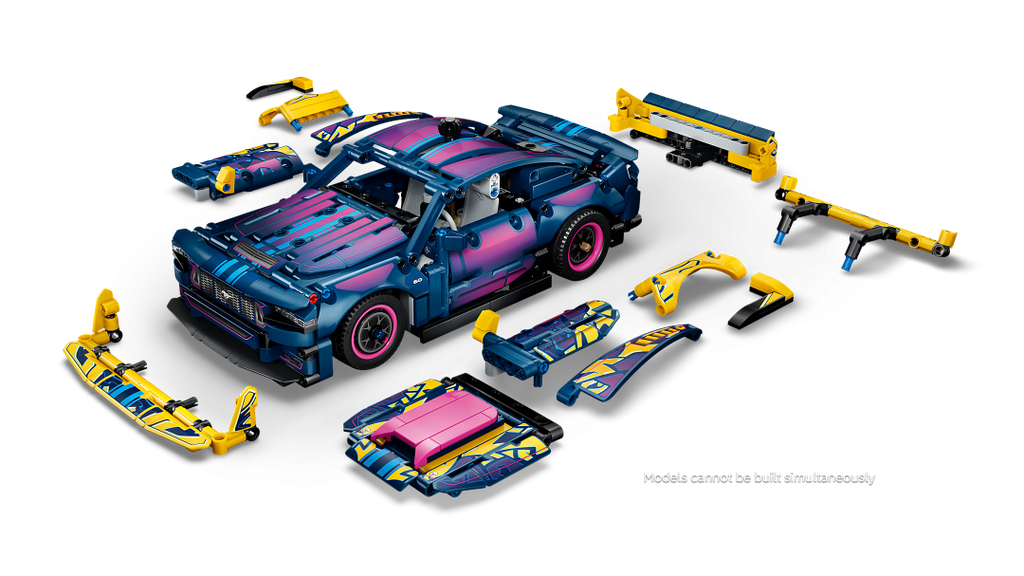 LEGO Technic 42236 Custom Garage Ford Mustang GT Car