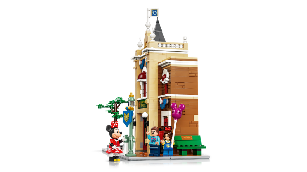 LEGO Disney 43302 Main Street, U.S.A.