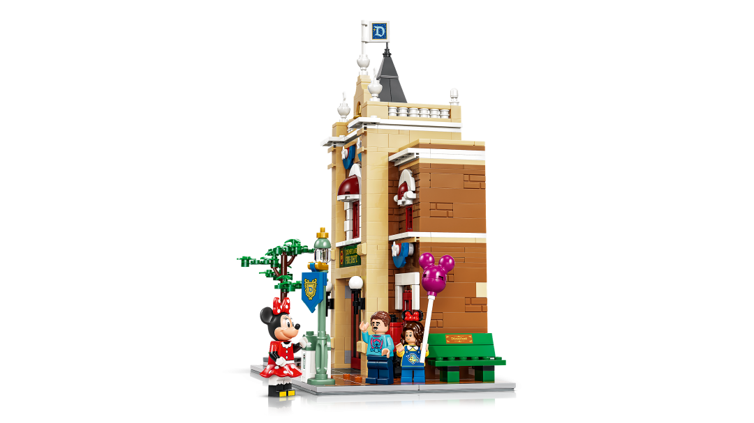 LEGO Disney 43302 Main Street, U.S.A.