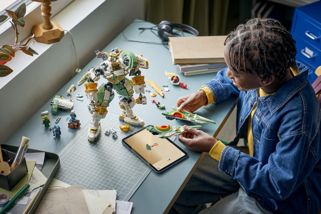 LEGO NINJAGO 71860 Lloyd's Titan Mech 15th Anniversary