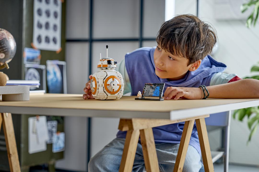 LEGO Star Wars 75452 BB-8 Astromech Droid