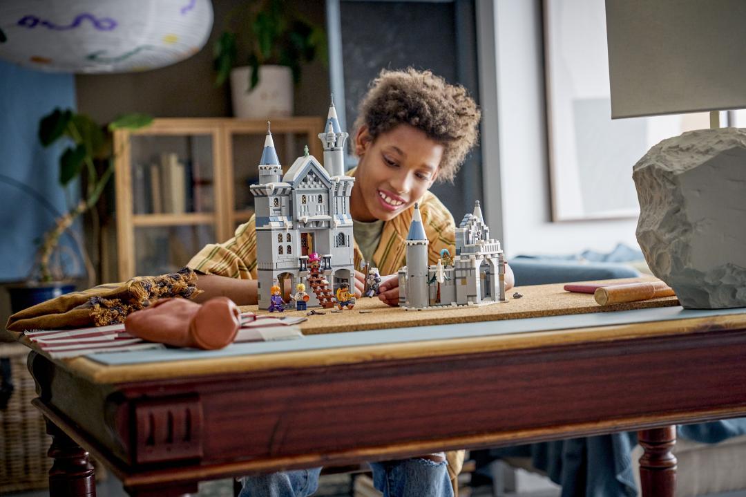 LEGO One Piece 75645 Battle at Drum Castle