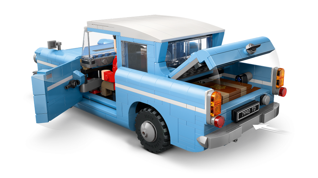 LEGO Harry Potter 76470 Enchanted Flying Ford Anglia