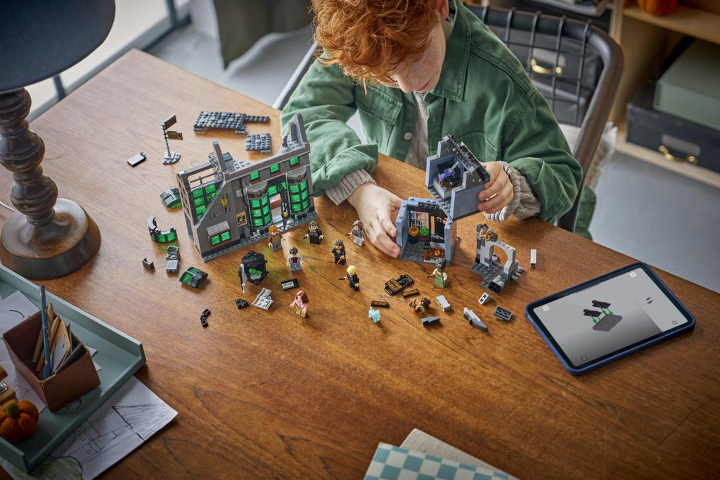 LEGO Harry Potter 76471 Knockturn Alley Wizarding Shops