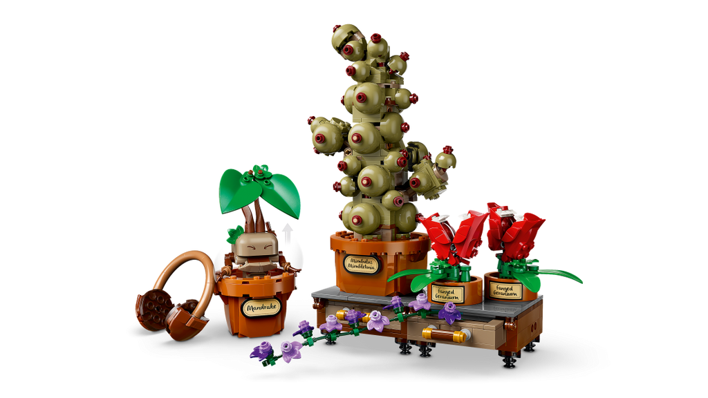 LEGO Harry Potter 76474 Hogwarts Herbology Plants