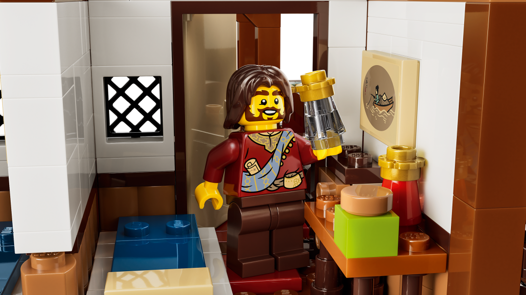 LEGO Iconic 80121 Ancient Moon-Gazing Inn