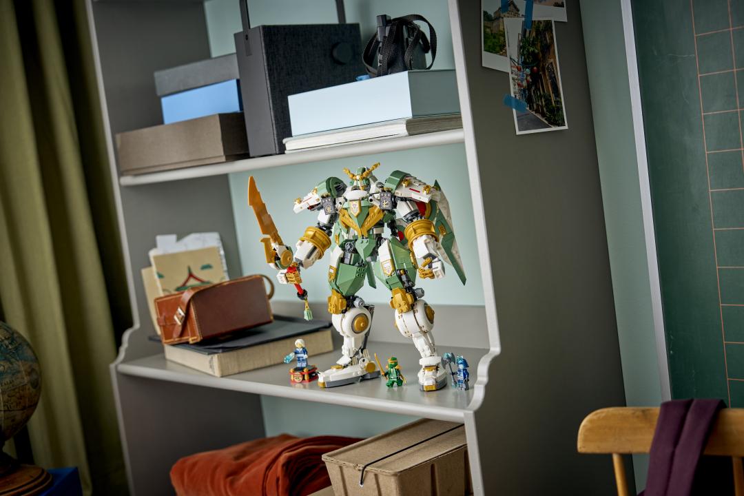 LEGO NINJAGO 71860 Lloyd's Titan Mech 15th Anniversary