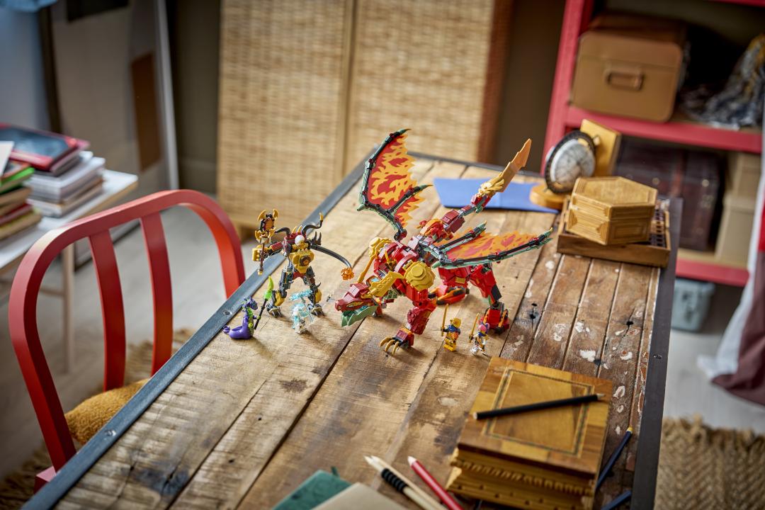 LEGO NINJAGO 71868 Wyldfyre's Transforming Dragon Mech
