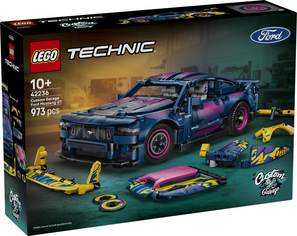 LEGO Technic 42236 Custom Garage Ford Mustang GT Car