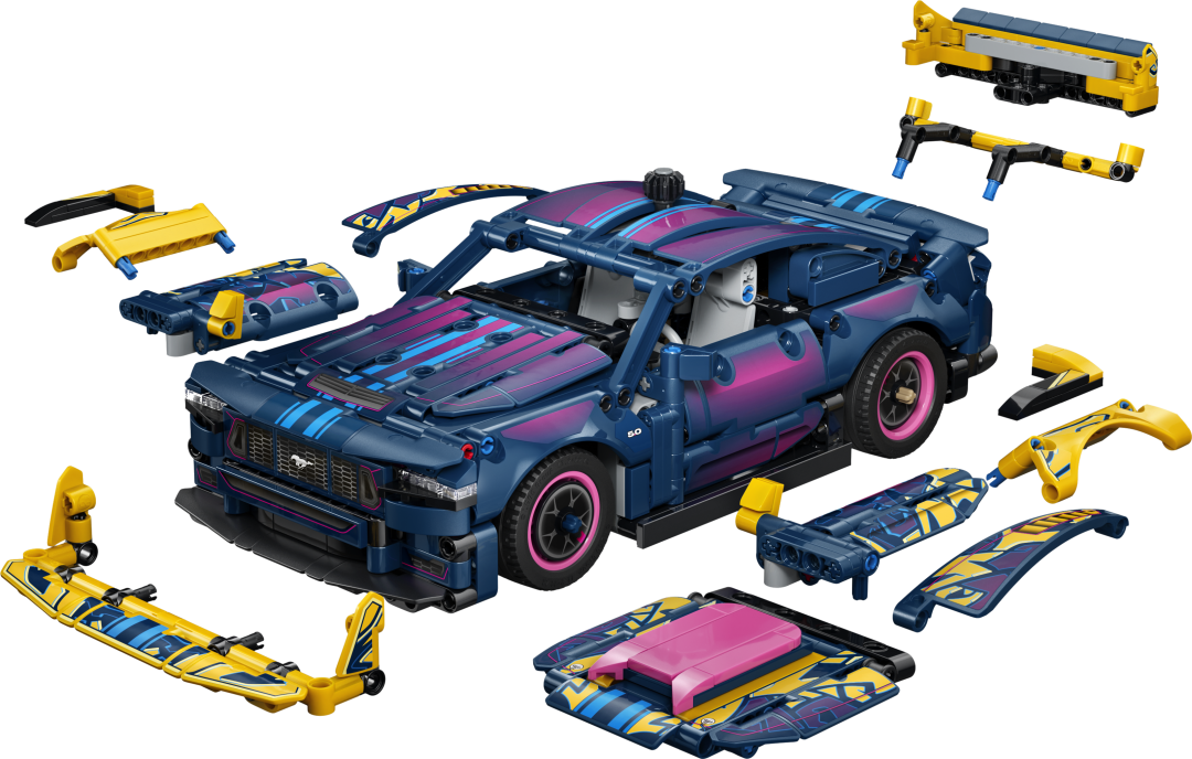 LEGO Technic 42236 Custom Garage Ford Mustang GT Car