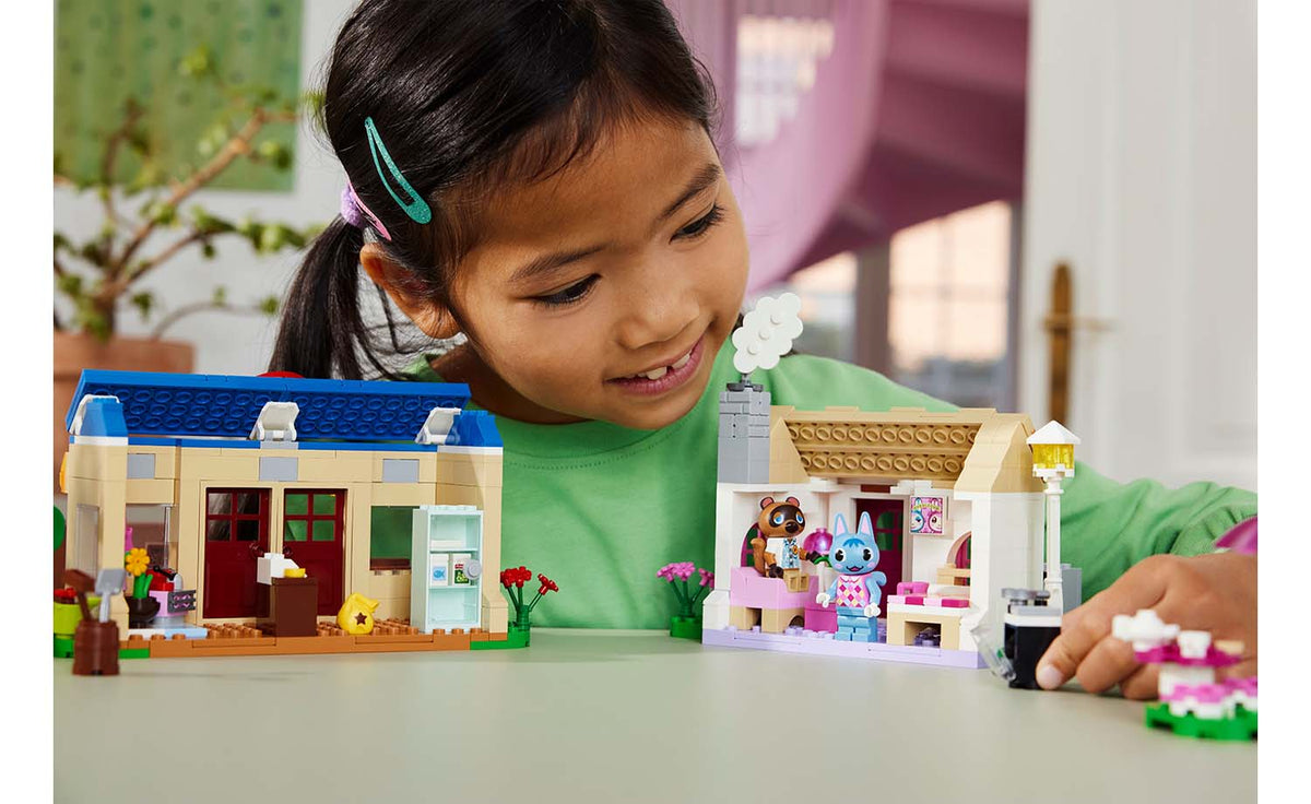LEGO Animal Crossing 77050 Nook's Cranny & Rosie's House