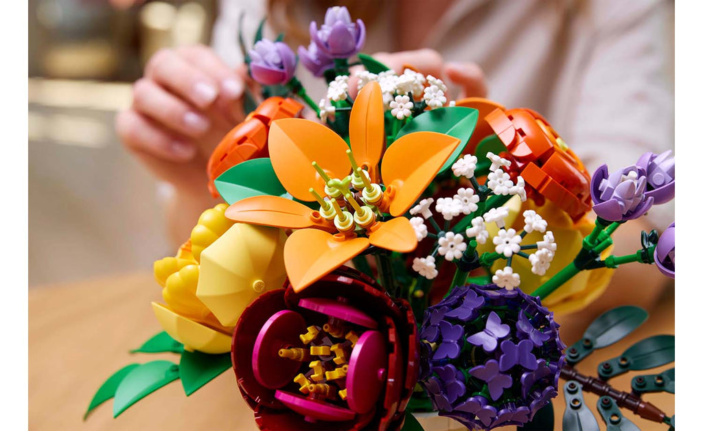 LEGO Botanicals 10345 Flower Arrangement