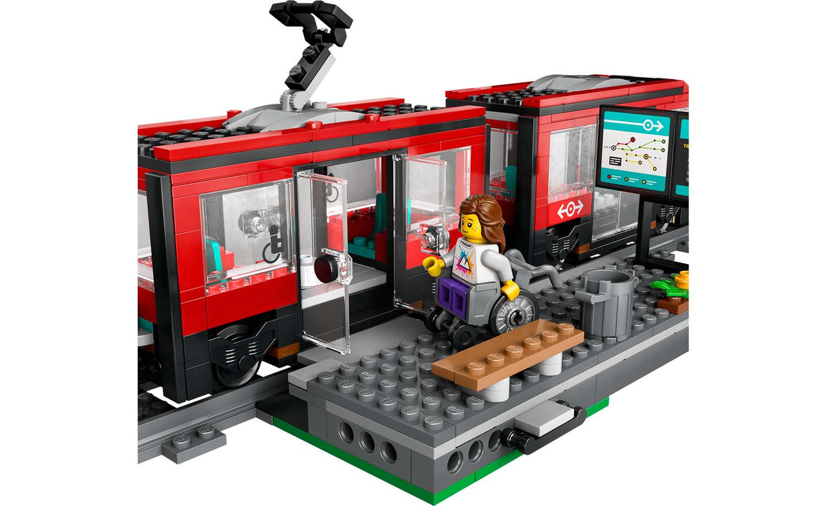LEGO City 60423 Downtown Streetcar and Station
