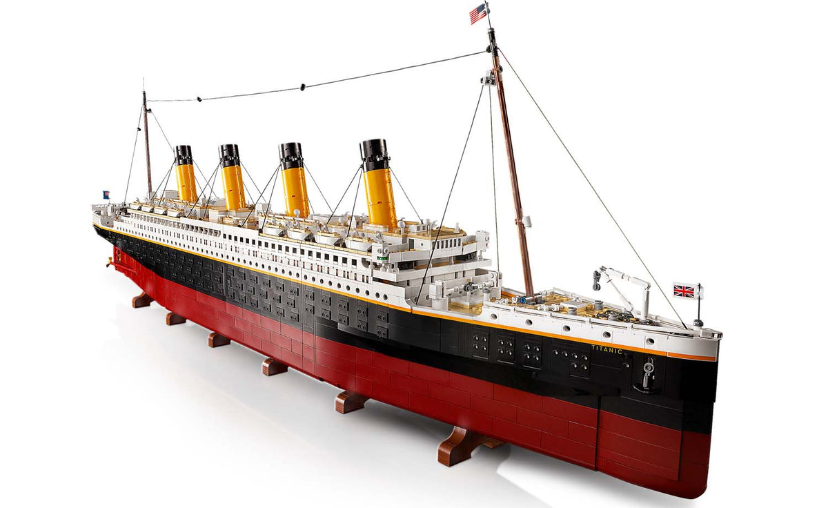 LEGO Icons 10294 Titanic