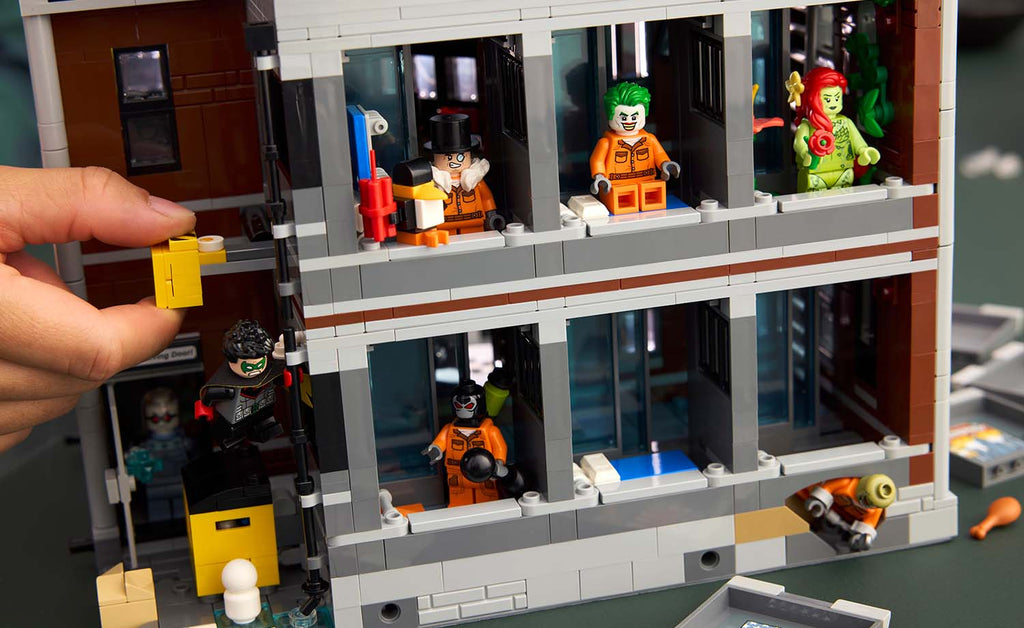 LEGO DC 76300 Arkham Asylum