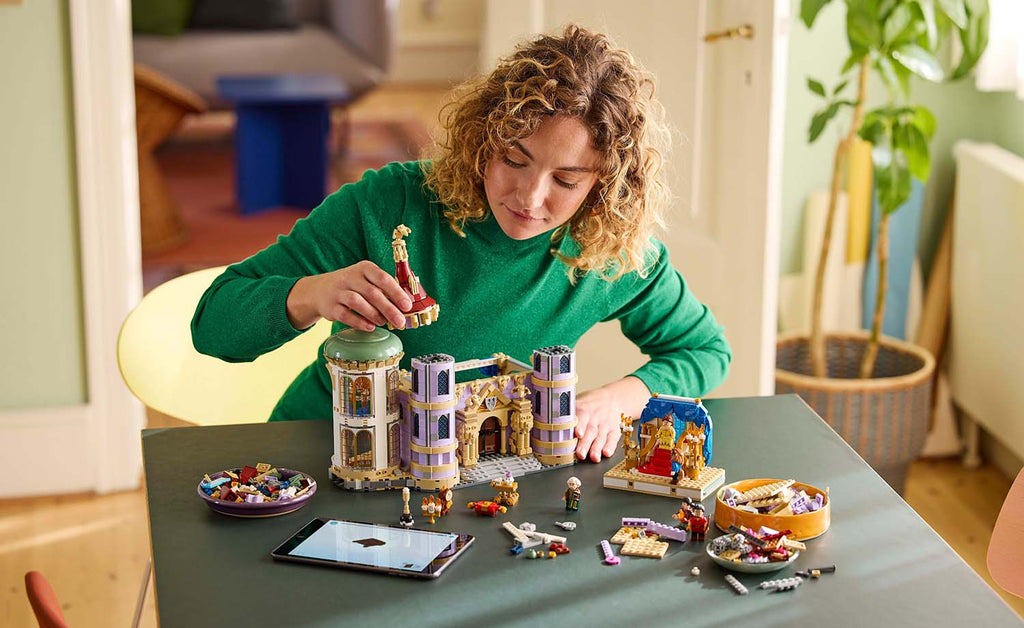 LEGO Disney 43263 Beauty and the Beast Castle