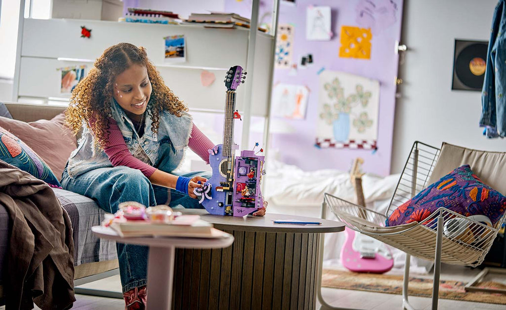 LEGO Editions 43031 Olivia Rodrigo's Dual Guitar