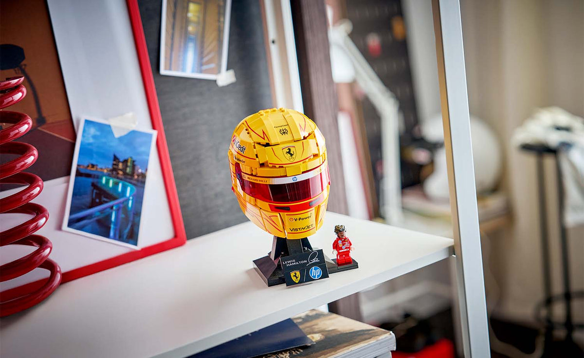 LEGO 43022 Editions Scuderia Ferrari HP Lewis Hamilton Helmet