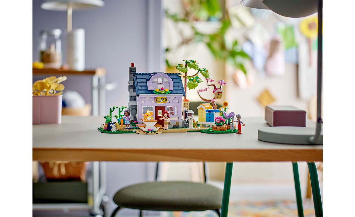 LEGO Friends 42669 Beekeepers' House and Flower Garden
