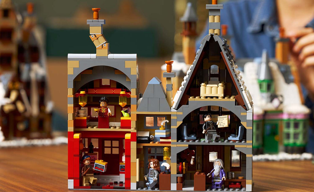 LEGO Harry Potter 76457 Hogsmeade Village – Collectors' Edition