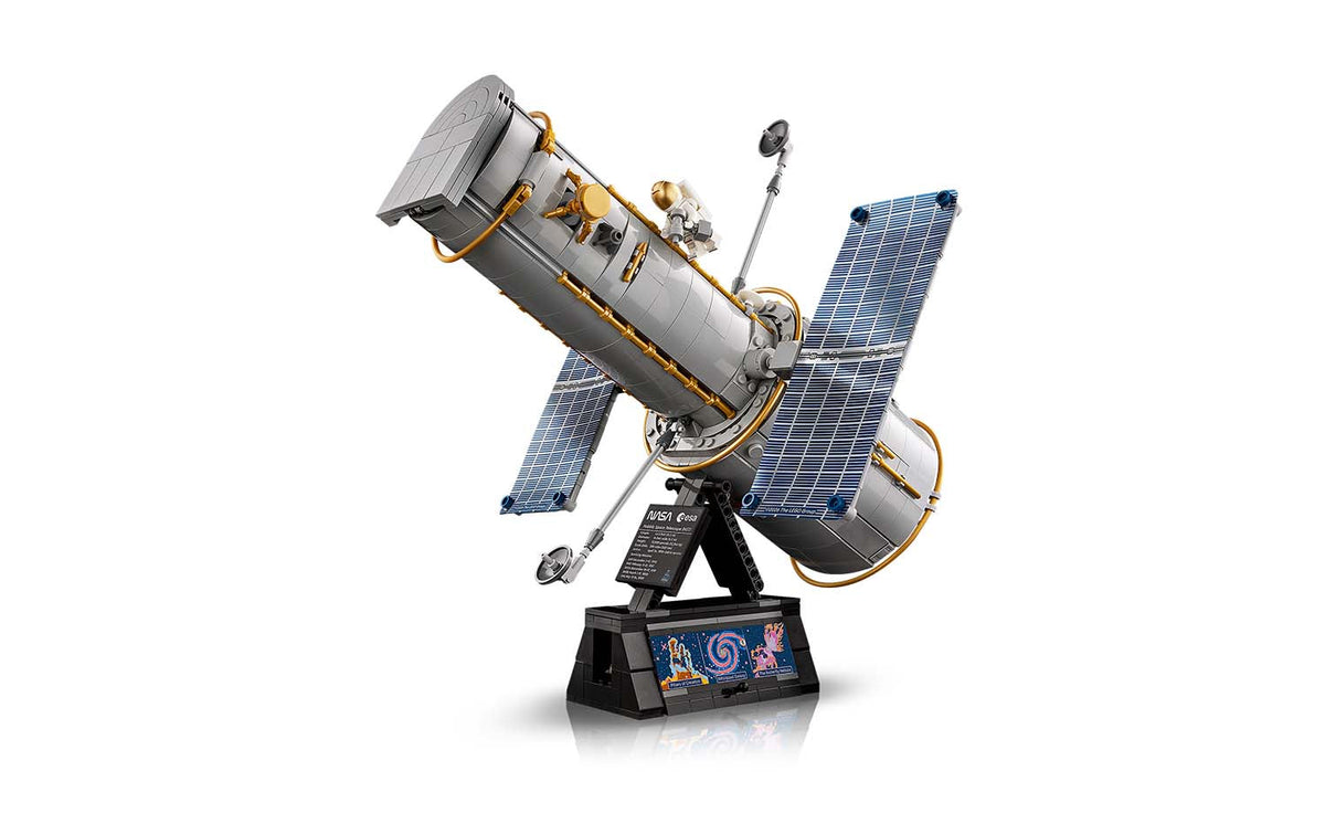 LEGO Icons 11382 Hubble Space Telescope