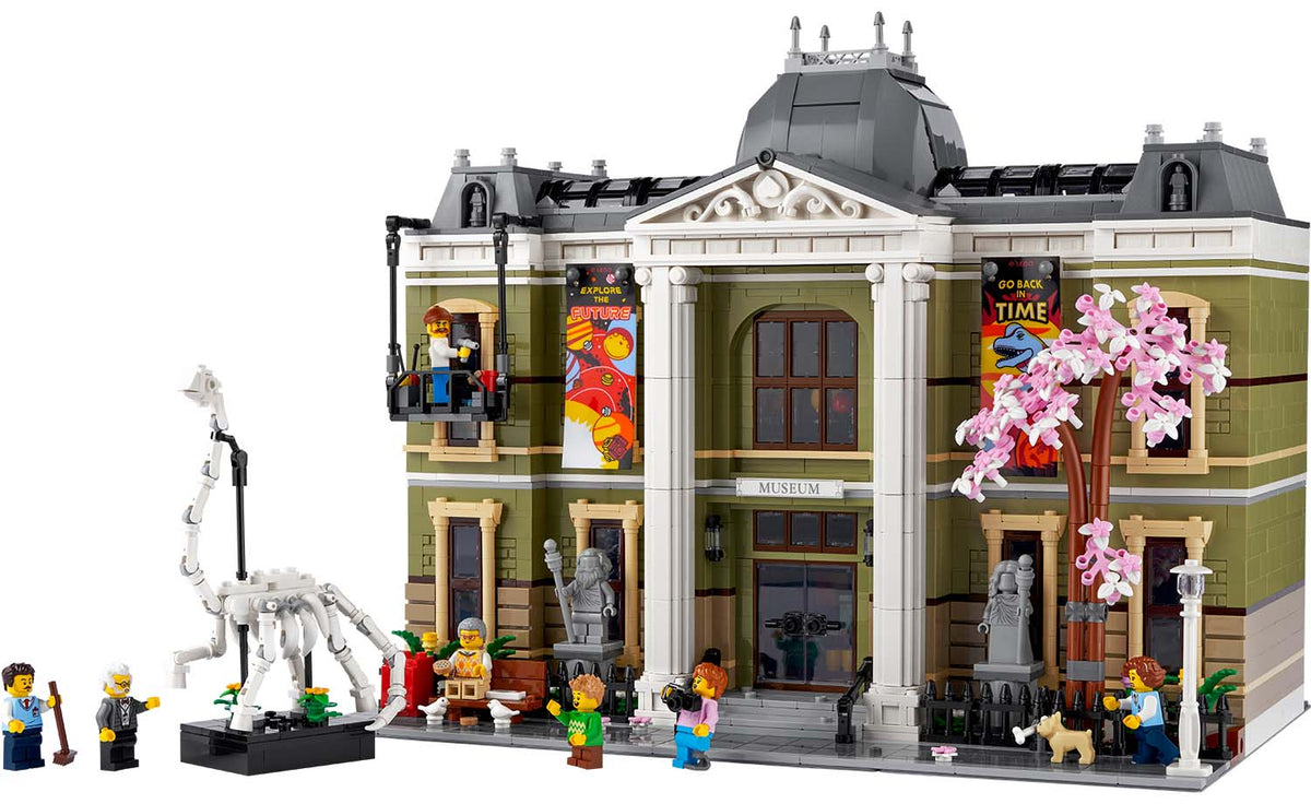 LEGO Icons 10326 Natural History Museum