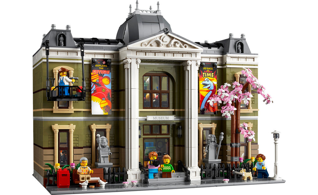 LEGO Icons 10326 Natural History Museum