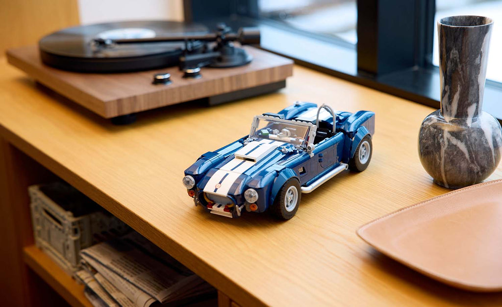 LEGO Icons 10357 Shelby Cobra 427 S/C