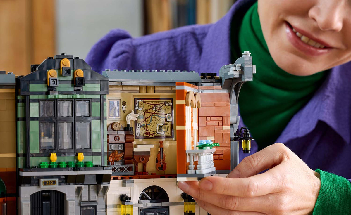 LEGO Icons 10351 Sherlock Holmes: Book Nook