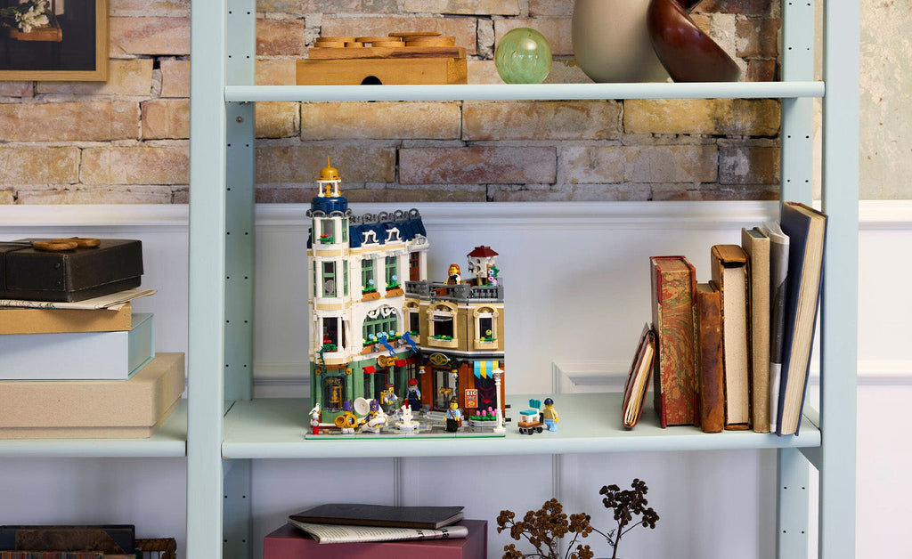 LEGO Icons 11371 Shopping Street