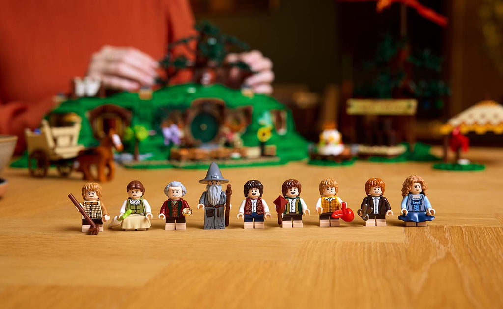 LEGO Icons 10354 The Lord of the Rings: The Shire