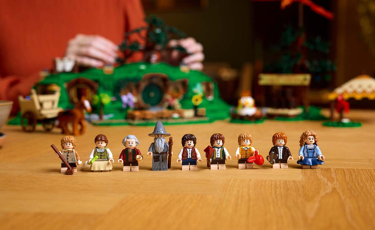 LEGO Icons 10354 The Lord of the Rings: The Shire