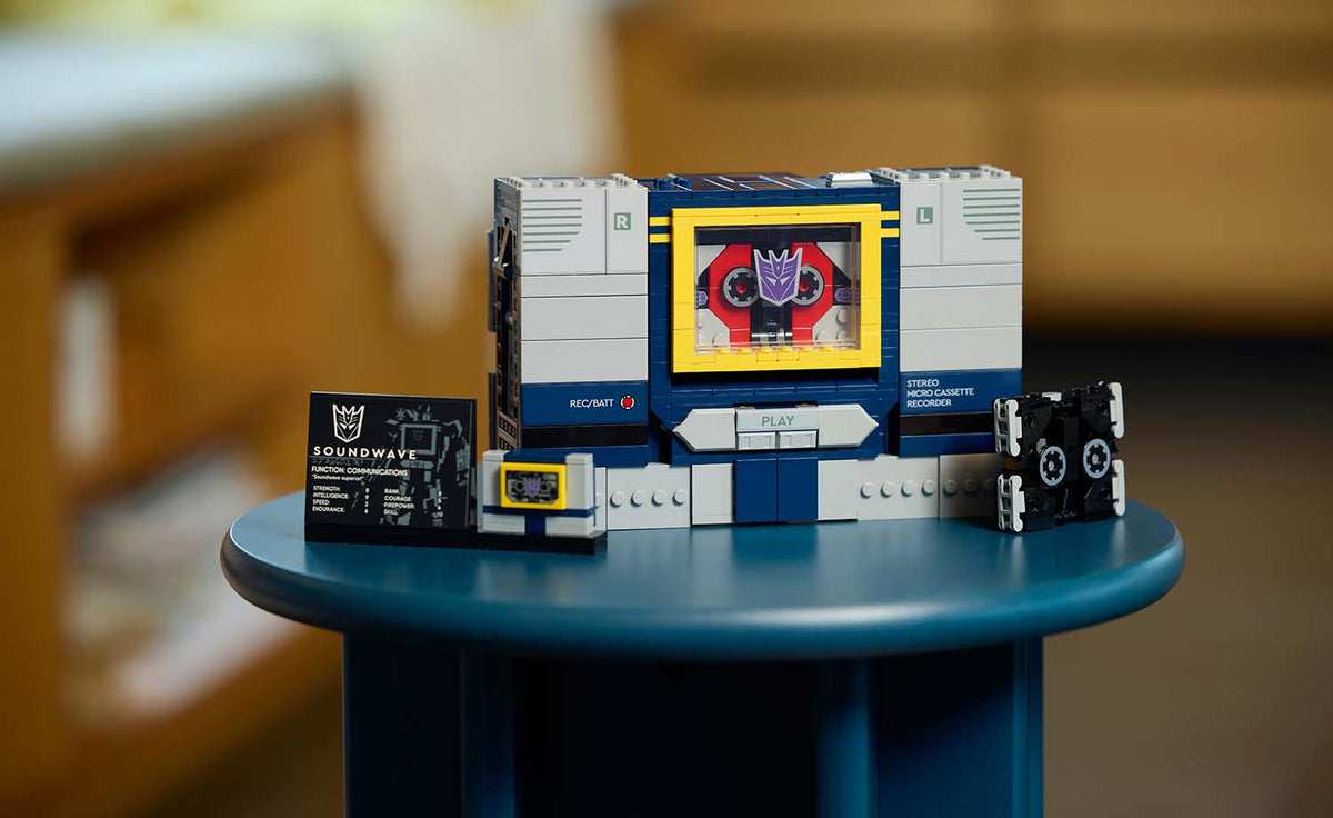 LEGO Icons 10358 Transformers: Soundwave