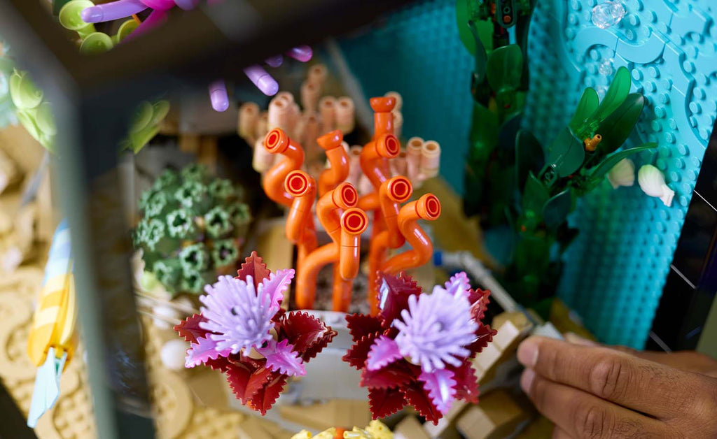 LEGO Icons 10366 Tropical Aquarium