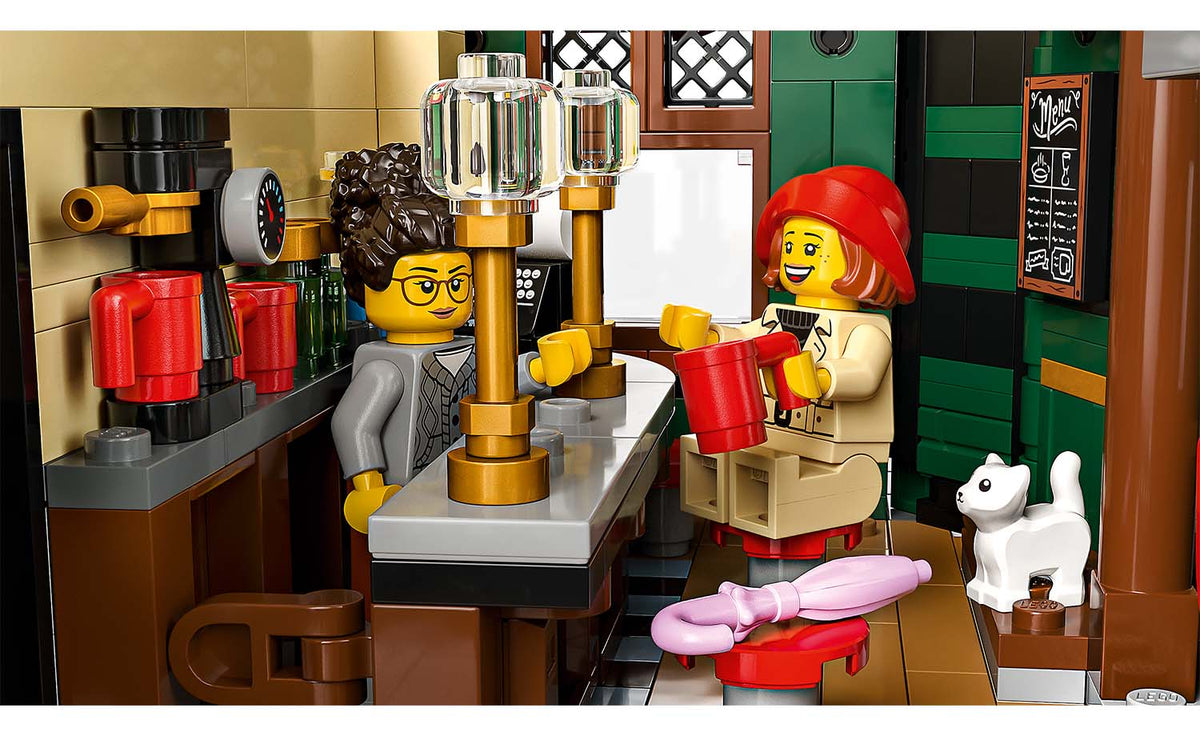 LEGO Icons 10350 Tudor Corner