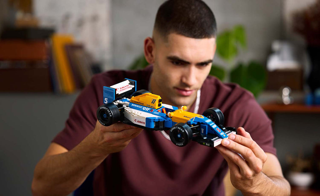 LEGO 10353 ICONS Williams Racing FW14B & Nigel Mansell