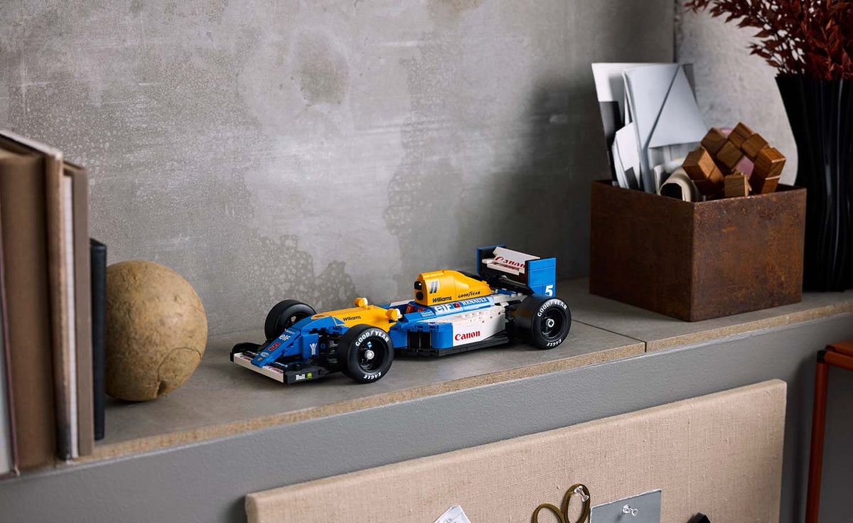 LEGO 10353 ICONS Williams Racing FW14B & Nigel Mansell