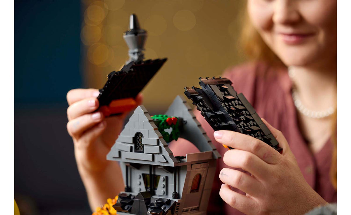 LEGO 21351 Ideas Disney Tim Burton's The Nightmare Before Christmas