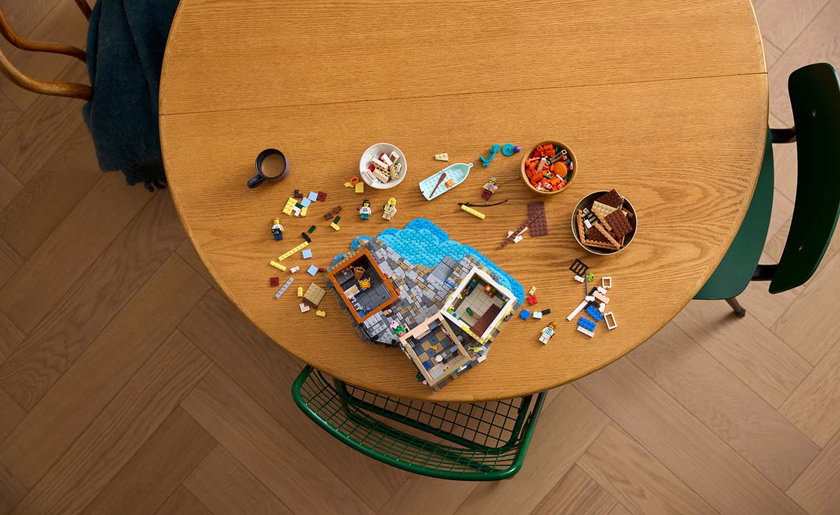 LEGO Ideas 21359 Italian Riviera