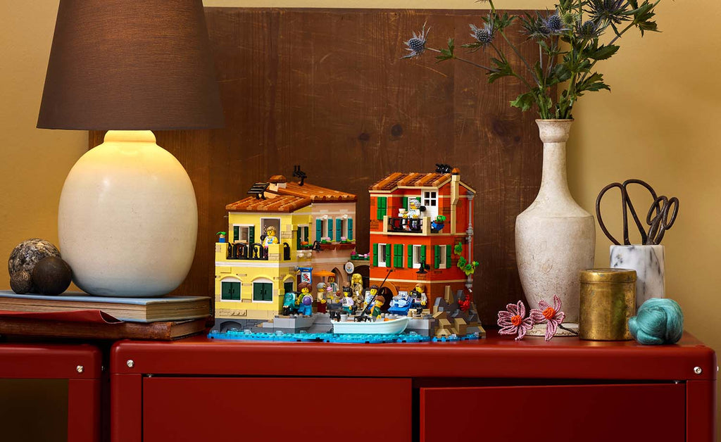 LEGO Ideas 21359 Italian Riviera