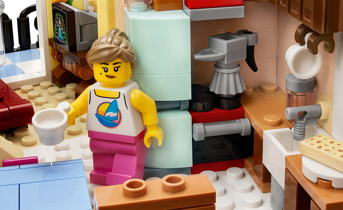 LEGO Ideas 21359 Italian Riviera