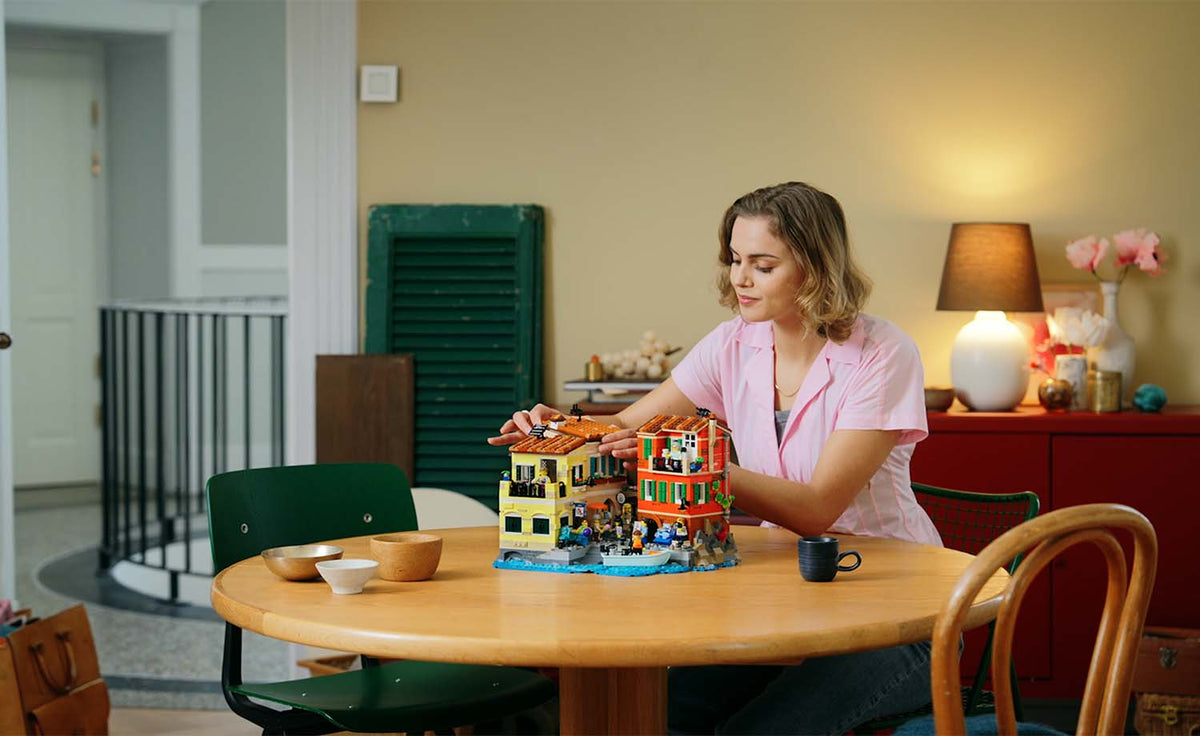 LEGO Ideas 21359 Italian Riviera