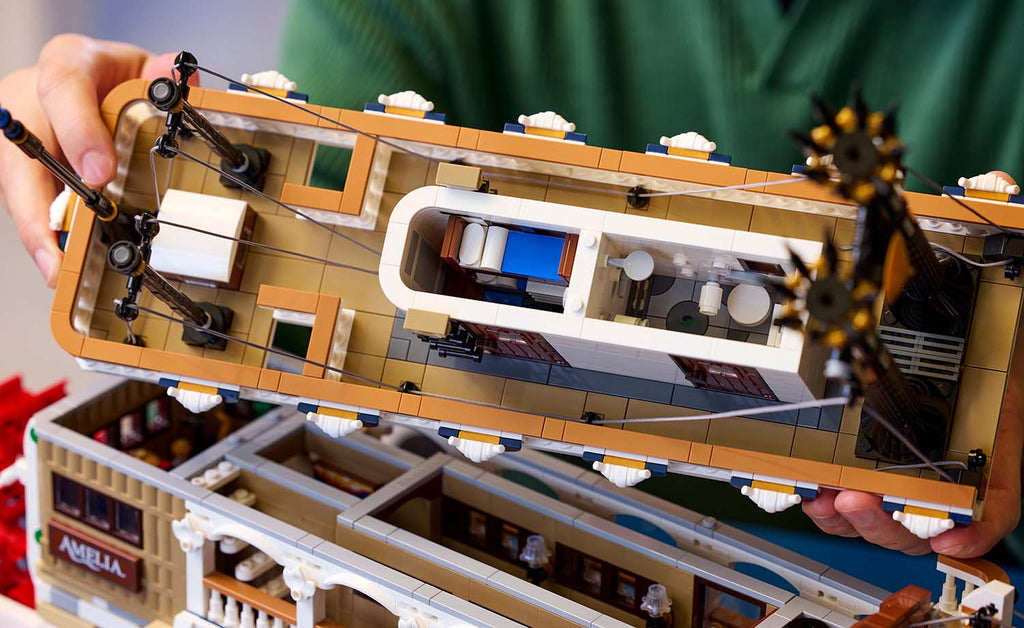 LEGO Ideas 21356 River Steamboat