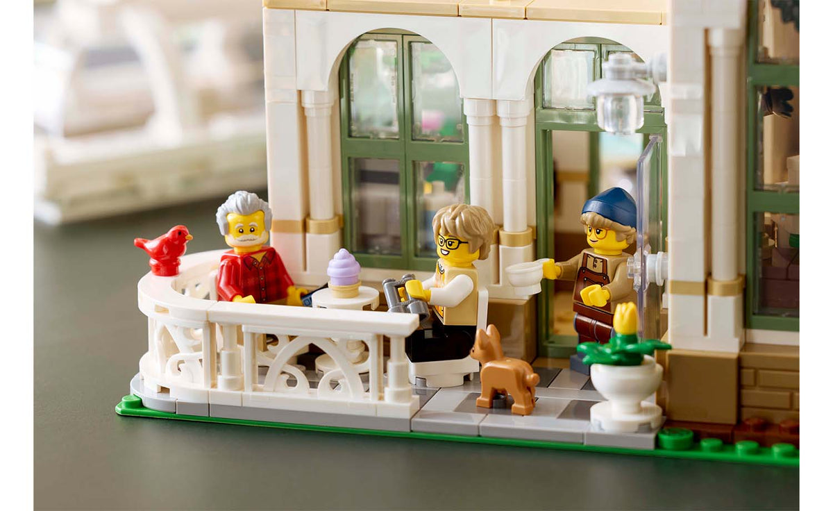 LEGO Ideas 21353 The Botanical Garden
