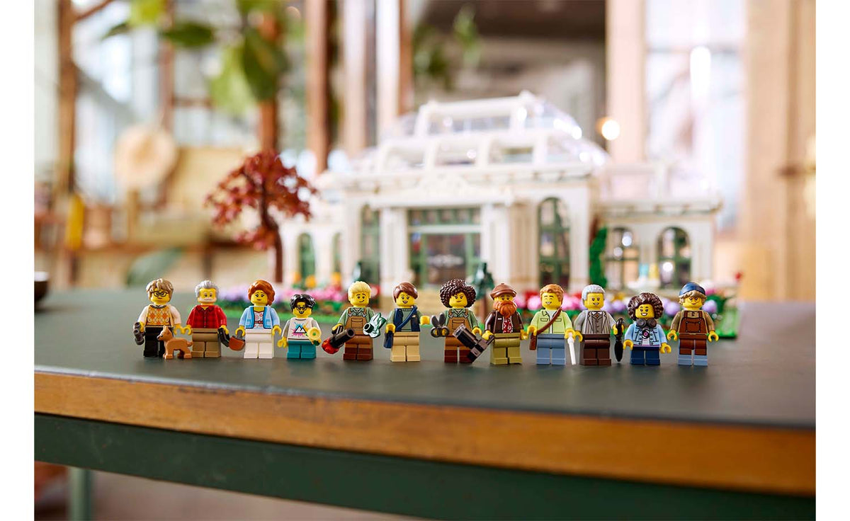 LEGO Ideas 21353 The Botanical Garden