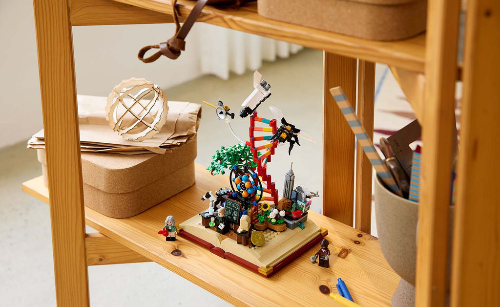 LEGO Ideas 21355 The Evolution of STEM