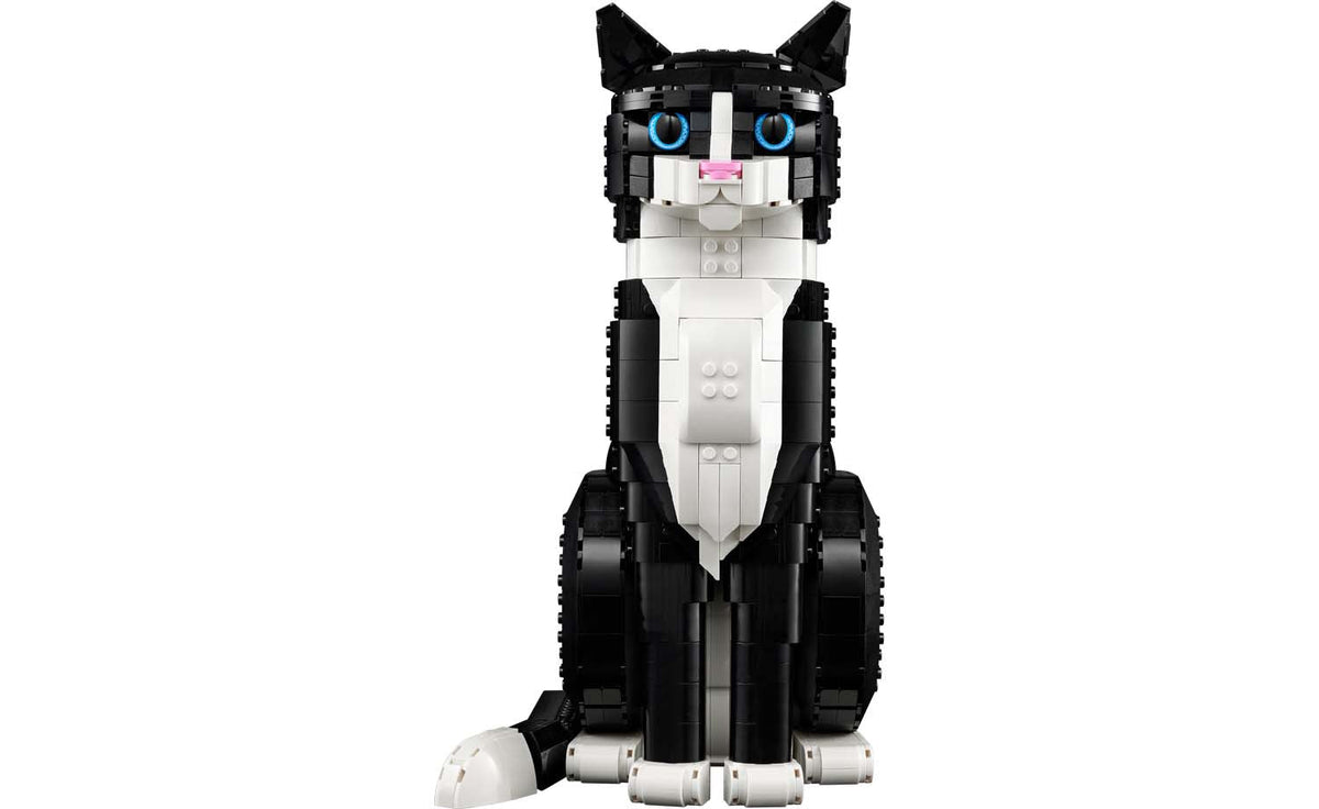 LEGO Ideas 21349 Tuxedo Cat