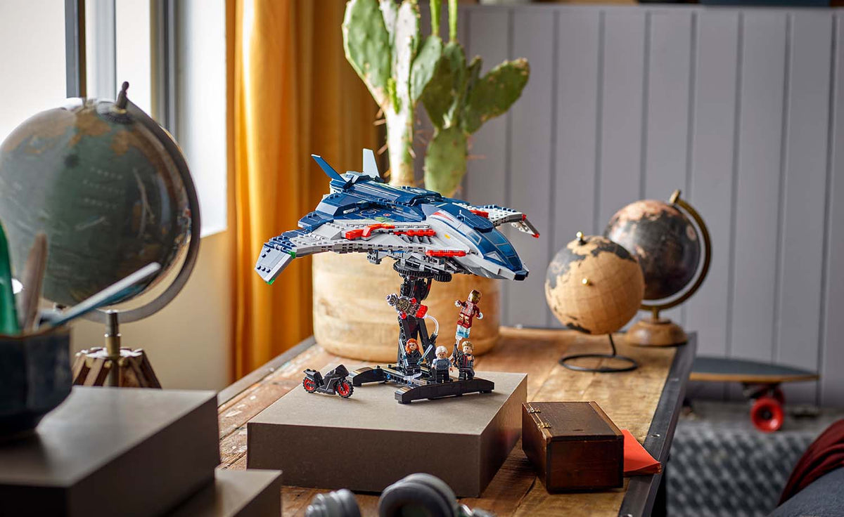 LEGO Marvel 76325 Avengers: Age of Ultron Quinjet