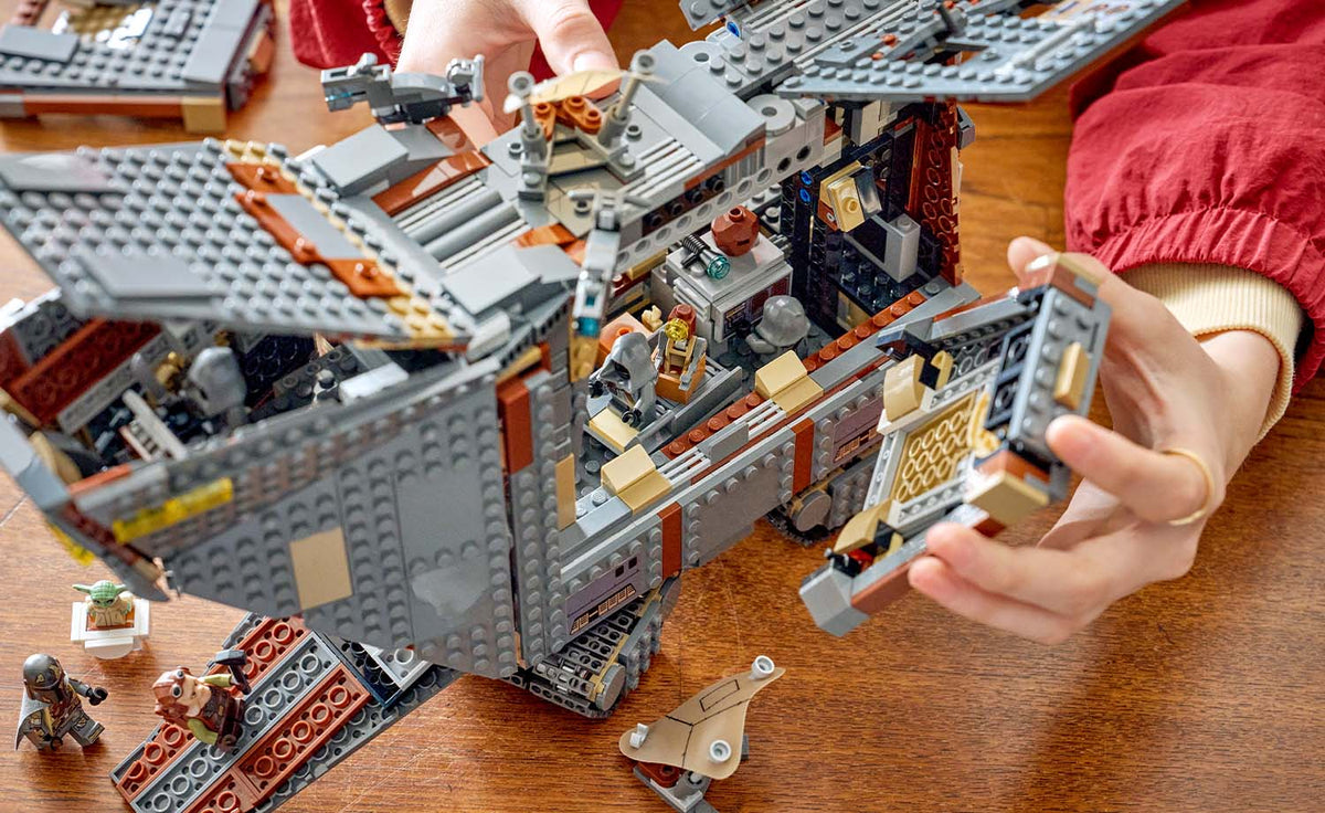 LEGO Star Wars 75453 Offworld Sandcrawler and Mudhorn